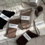 جوراب ساقدار پشمی لب چین طرح زنجیری