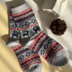 جوراب ساقدار حوله ای زنانه طرح گوزنی
