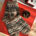 جوراب ساقدار حوله ای زنانه طرح گوزنی