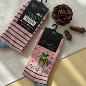 جوراب ساقدار چتیک Chetic زنانه طرح قورباغه صورتی